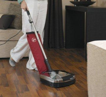Enceradora - Hoover F 38 PQ Potencia de 800W, 3 juegos de cepillos, Capacidad de bolsa de 4 litros
