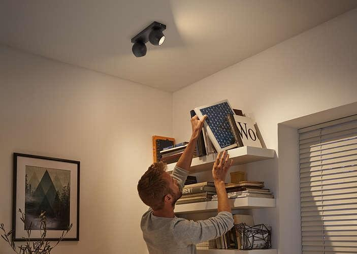 Foco - Philips Hue Buckram, Doble, Inteligente, LED negro, Con mando, Luz blanca cálida a fría
