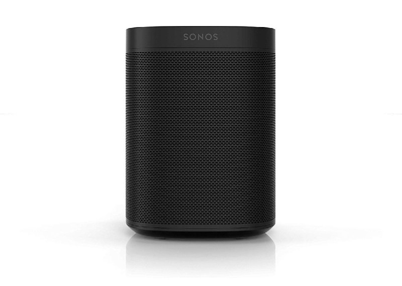 Altavoz Sonos negro. Es cilíndrico con un diseño de malla.