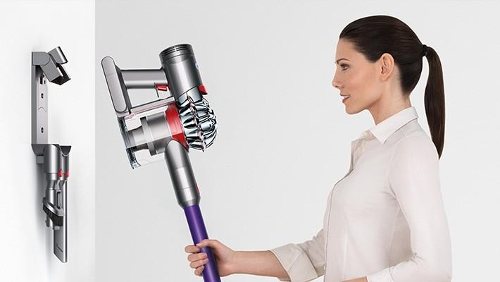 Aspirador escoba - Dyson V7 Animal, 100 W, 0.54 L, Ciclónico, Motor Dyson V7, Autonomía 30 min