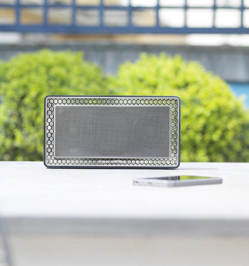 Altavoz inalámbrico - B&W T7 Wireless, 24 W, Bluetooth, 18 h Autonomía, Negro