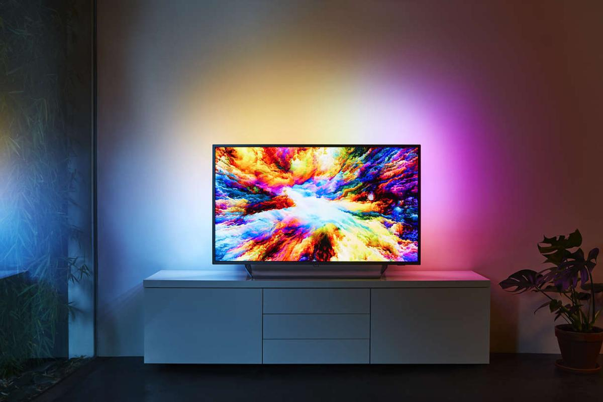 TV LED 55"-Philips 55PUS7303/12, UHD 4K, Ambilight 3 lados, P5, HDR Plus, Quad Core, Pixel Precise