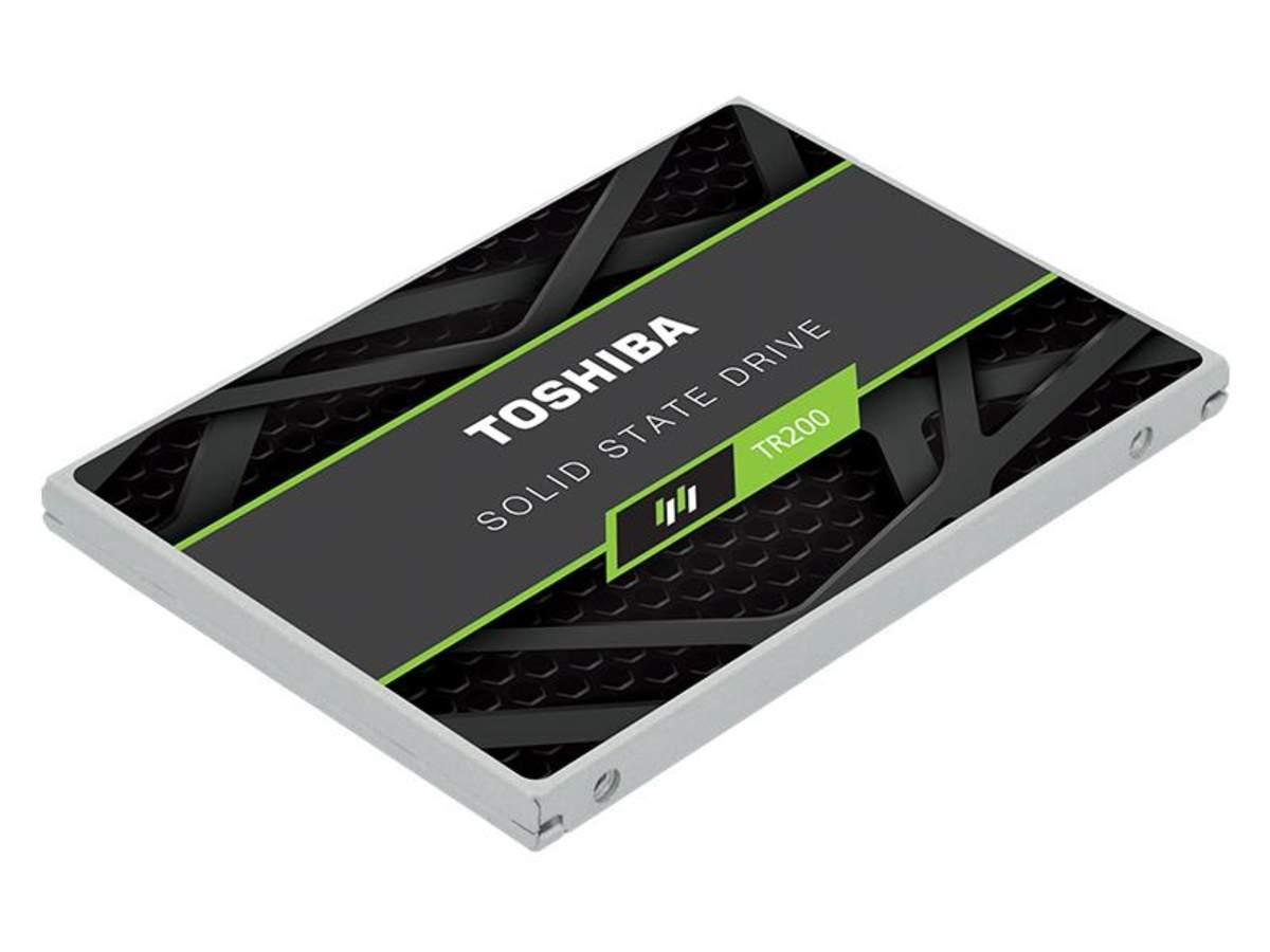 Disco duro SSD de 240 GB - Toshiba TR200, SATA III, 2.5"