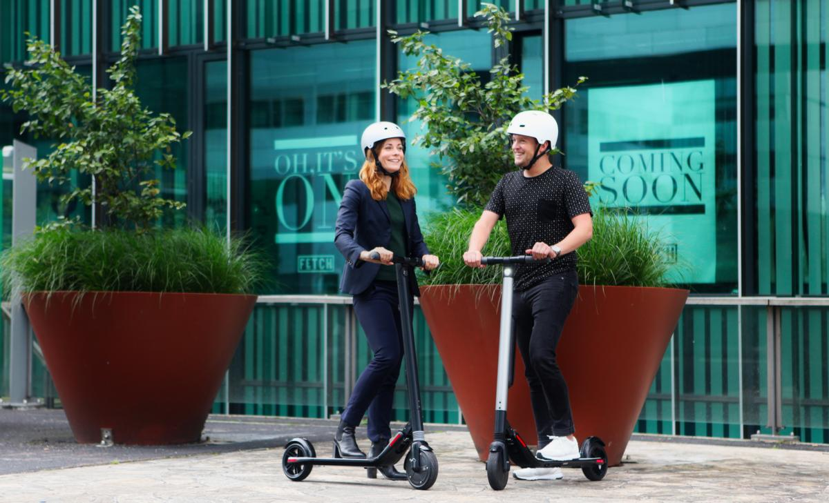 Patinete eléctrico - Ninebot by Segway ES1, 20 Km/h, 250W, Autonomía 25 km, Plegable, 11.3 kg