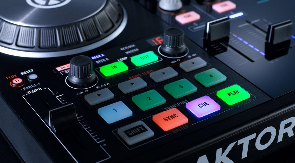 Controladora DJ - Native Instruments KONTROL S4 MKII, 4 canales, software Traktor Pro 2, compatible