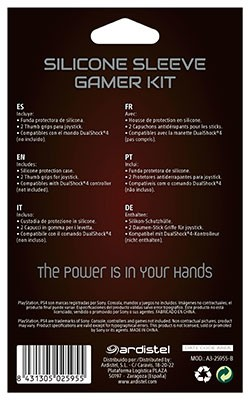 Parte posterior de una caja de Gamer Kit. Texto en varios idiomas. Contiene una funda de silicona y agarres.