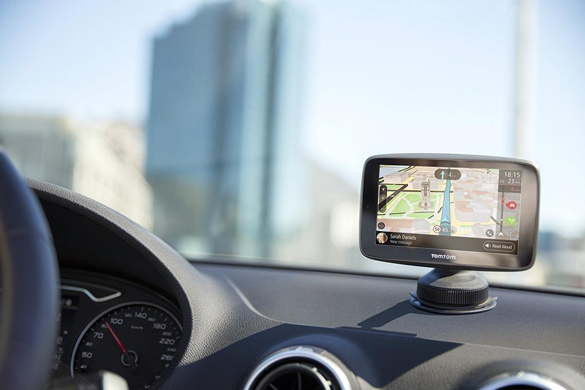 GPS - TomTom GO 6200, Pantalla de 6", Mapa Mundial, 1 hora, Bluetooth, Negro