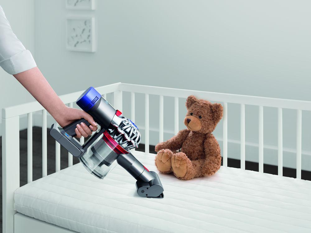 Aspirador de mano - Dyson V7 Trigger, Ciclónico, Motor Dyson V6, 100W, 0,54l