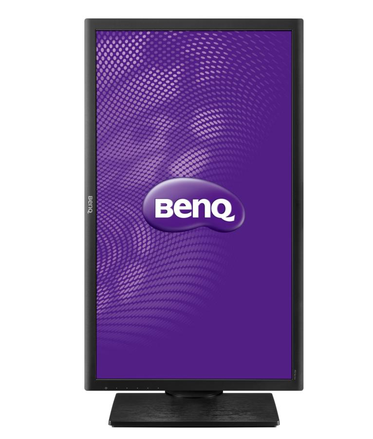 Un monitor negro sobre un soporte con un logotipo morado de BenQ en la pantalla.