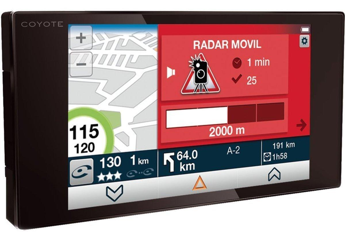 Avisador de radares - Coyote Nav con Navegador integrado + 1 mes de suscripción, 5", 23