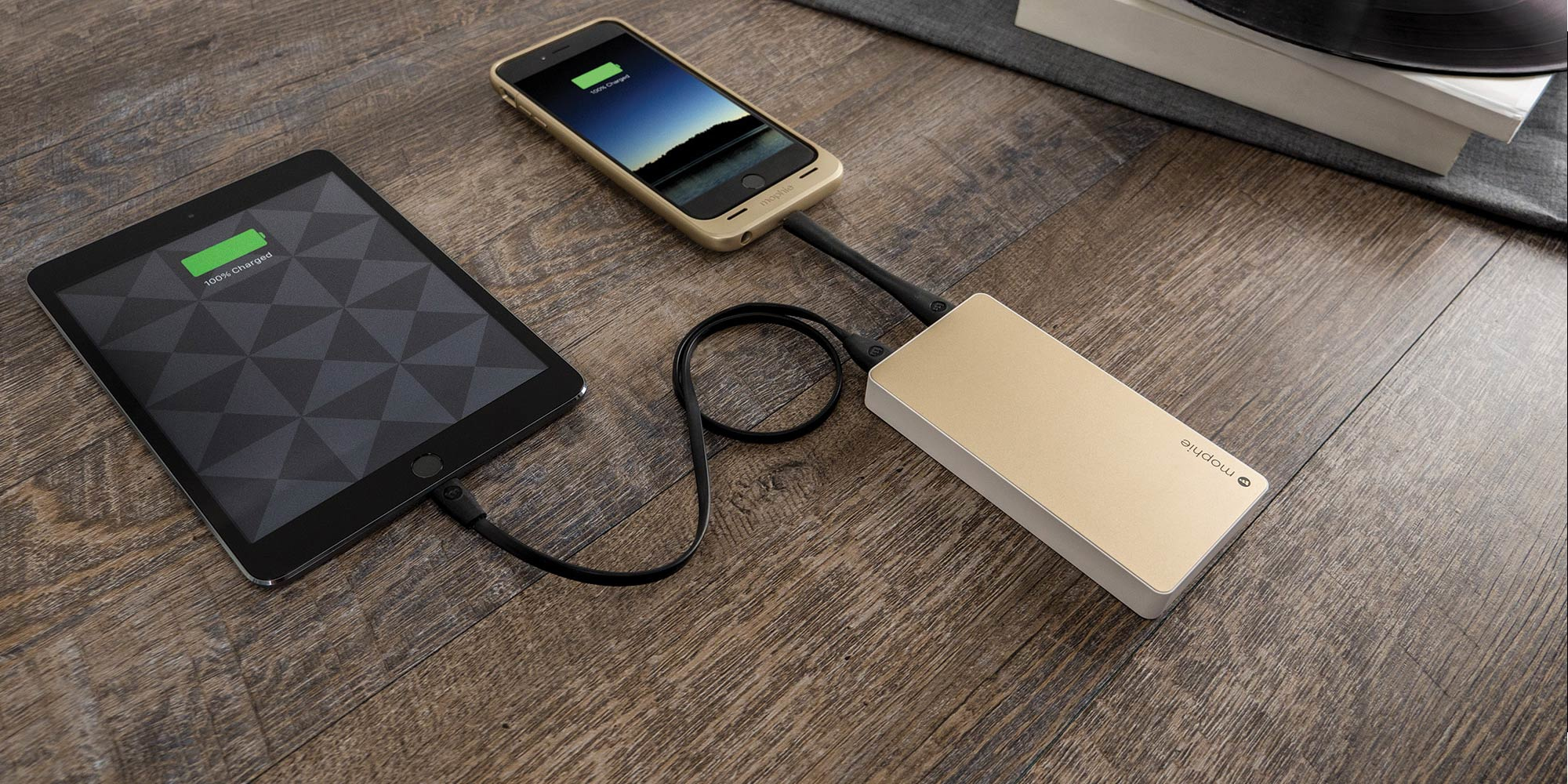 Powerbank - Mophie Powerstation, 6000 mAh, Micro-USB, Oro