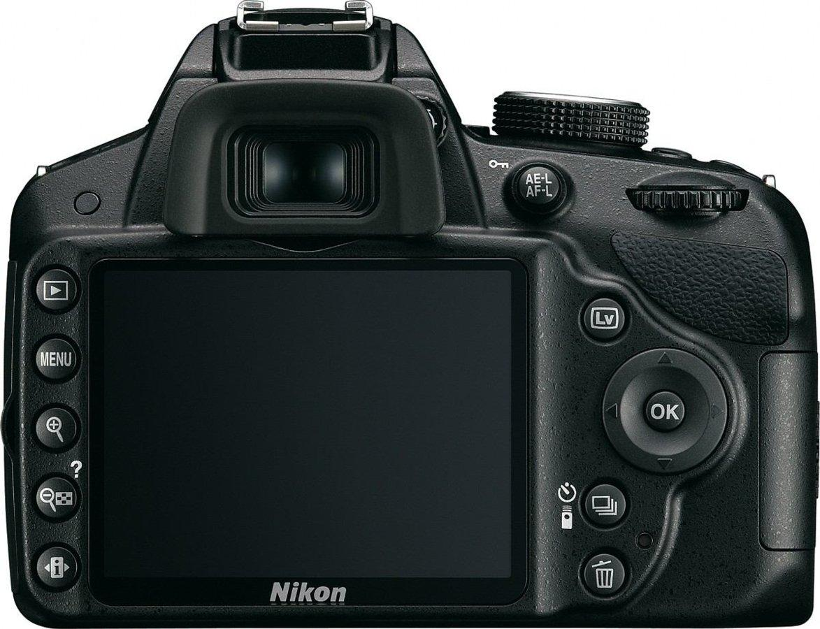 Cámara Réflex - Nikon D3200 + objetivo 18-55 mm y accesorios