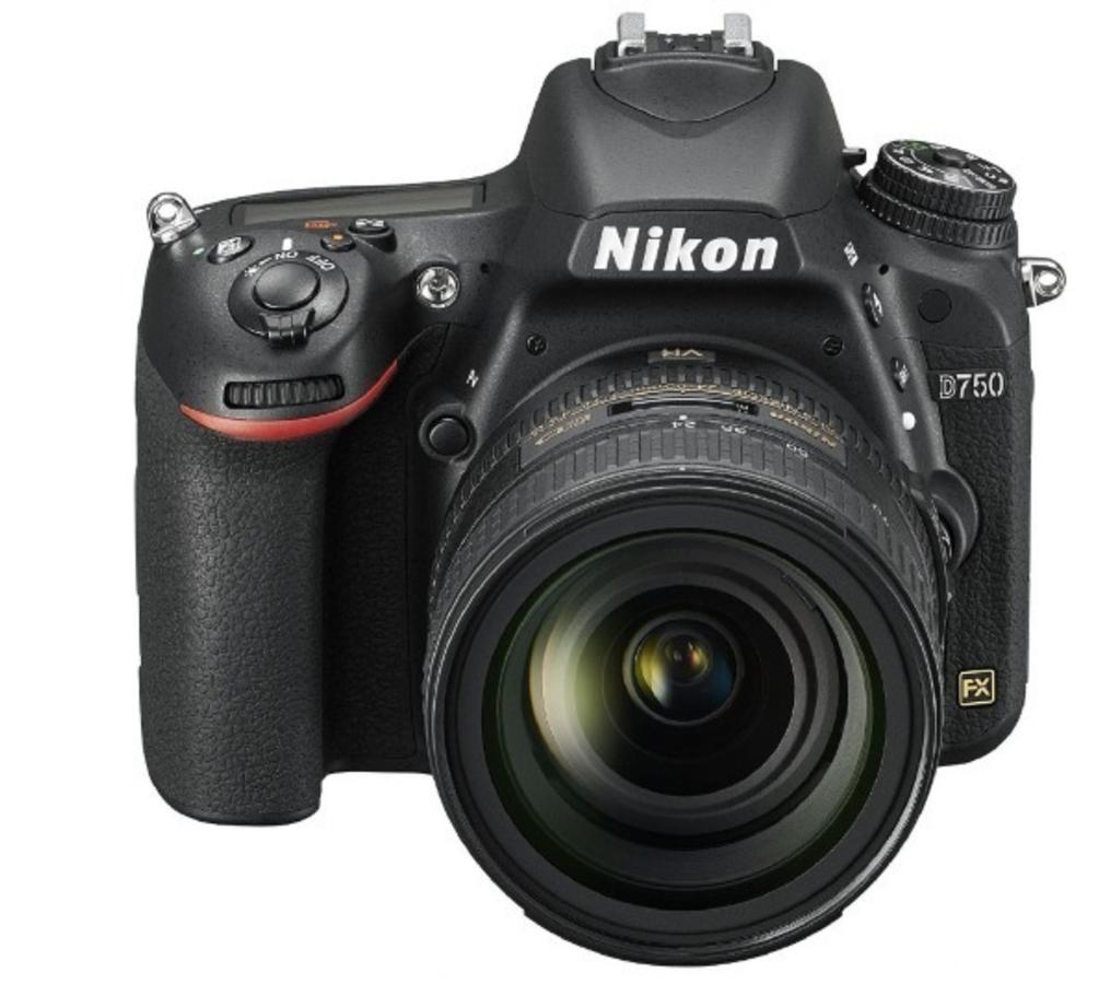 NIKON Cámara Réflex - Nikon D750, 24.3 Mp, WiFi+ objetivo 24-120 mm VR
