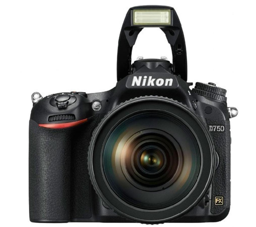 NIKON Cámara Réflex - Nikon D750, 24.3 Mp, WiFi+ objetivo 24-120 mm VR