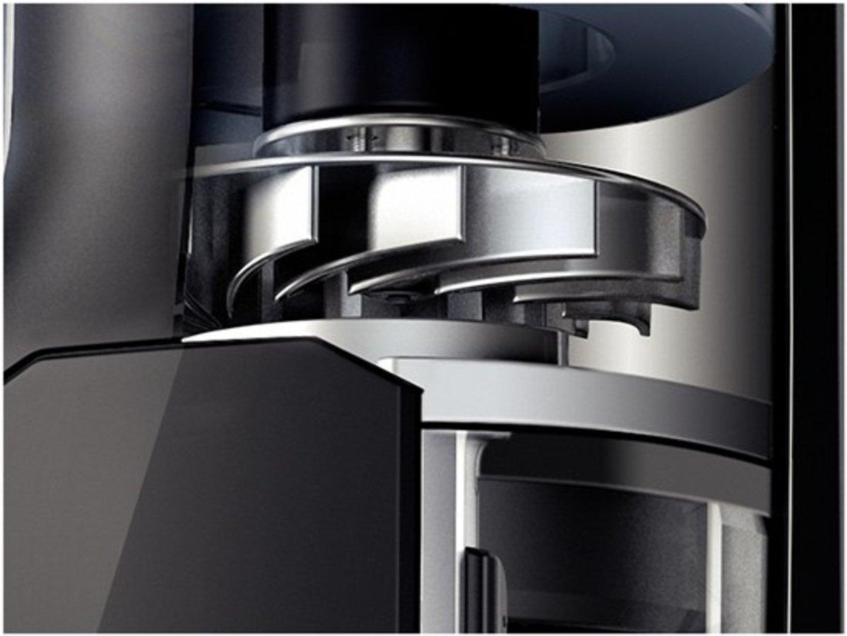 Aspirador Escoba - Bosch ATHLET BCH6ATH25K 25,2V, Capacidad de 900ml, Accesorios incluidos