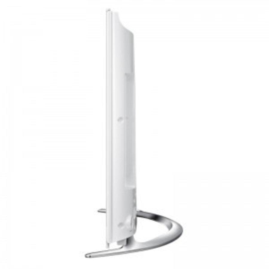TV LED 22" - Samung 22H5610 Smart TV Quad Core, Modo Fútbol, WiFi y Mirroring