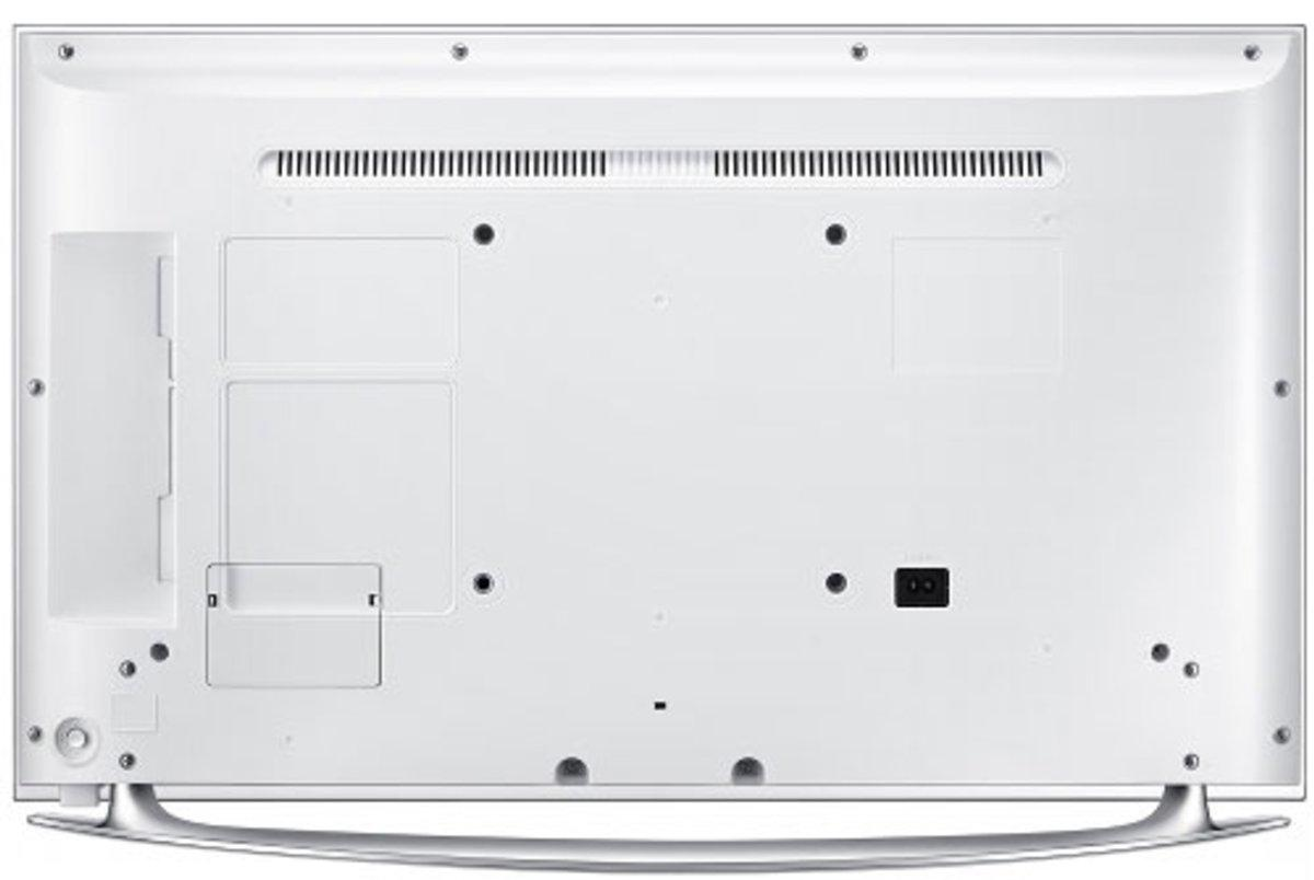 TV LED 22" - Samung 22H5610 Smart TV Quad Core, Modo Fútbol, WiFi y Mirroring