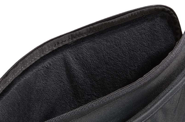 CASE-LOGIC Thule Subterra 13" Funda Negro