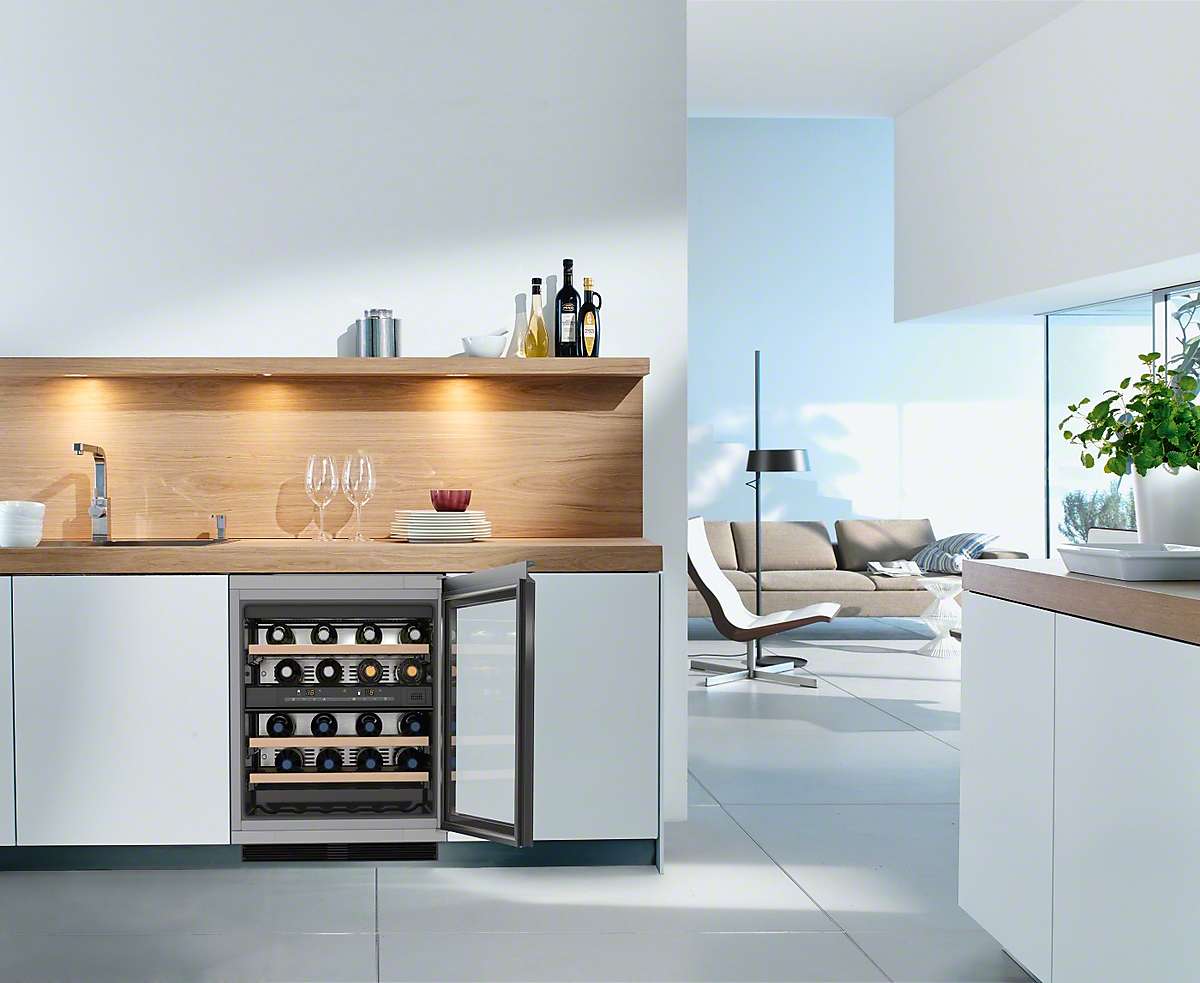 MIELE KWT 6321 UG Tezgah Altı Şarap Dolabı
