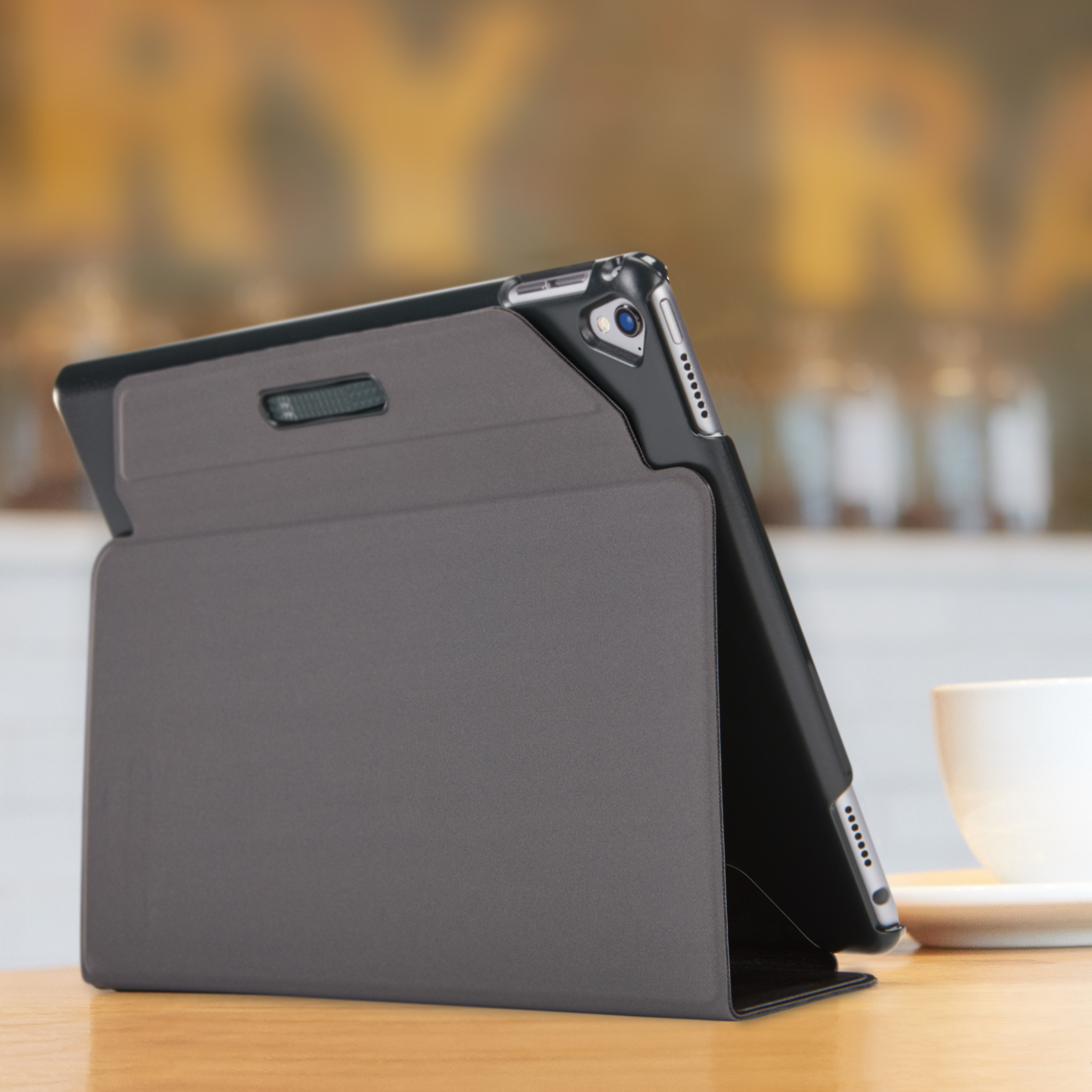 Case Logic SnapView 2.0 9.7" Folio Negro