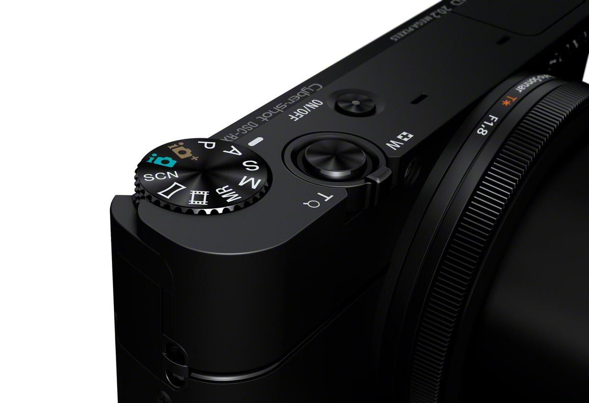 SONY Cyber-shot DSC-RX100 I Zeiss Plus 16GB SD-Speicherkarte Digitalkamera Schwarz, 3.6x opt. Zoom, Xtra Fine/TFT-LCD