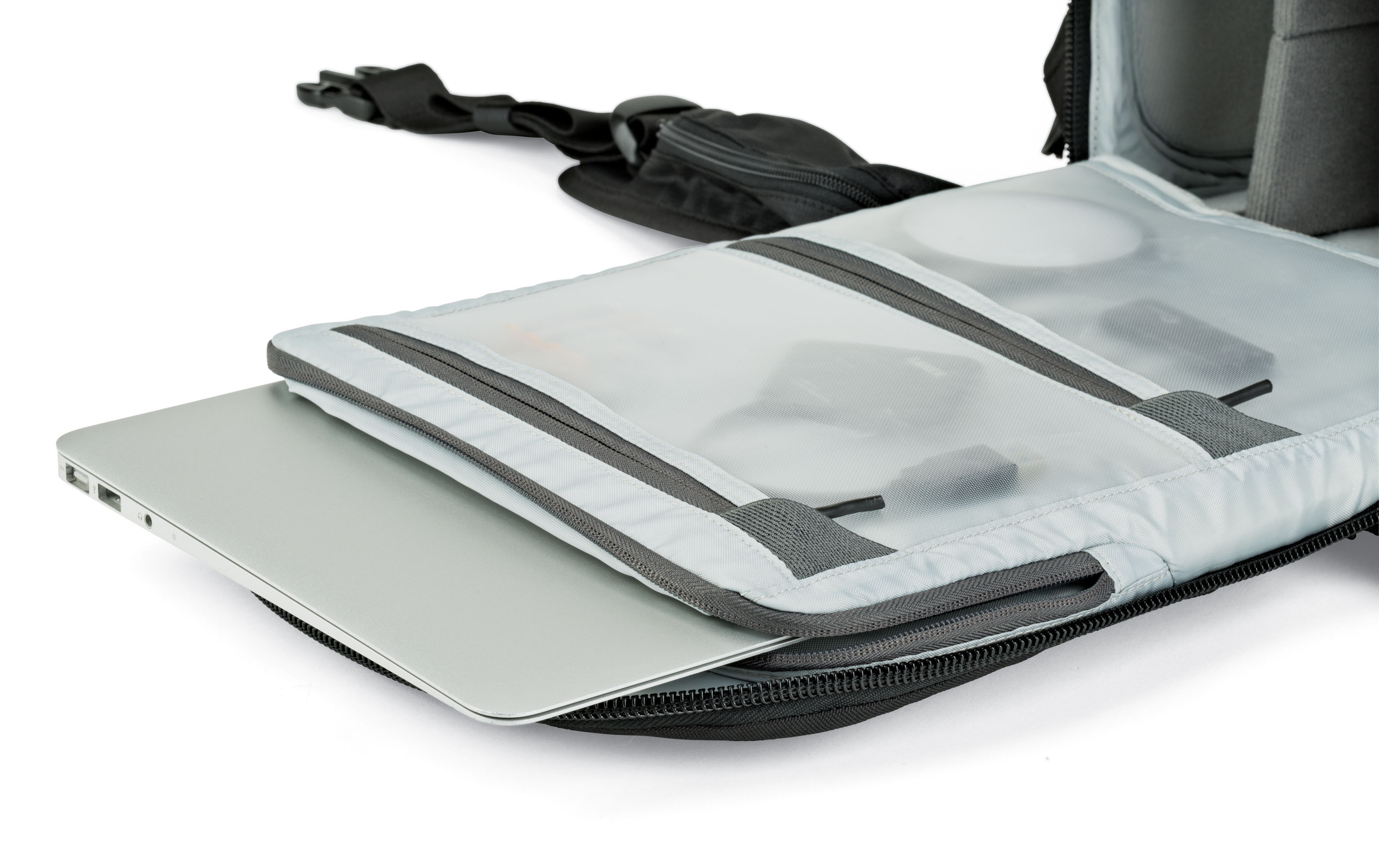 LOWEPRO ProTactic BP 350 AW II Kameratasche, Schwarz