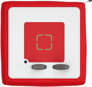 Roter und weißer Würfel mit rotem Quadrat und grünem gepunkteten Quadrat. Zwei graue Knöpfe unten.