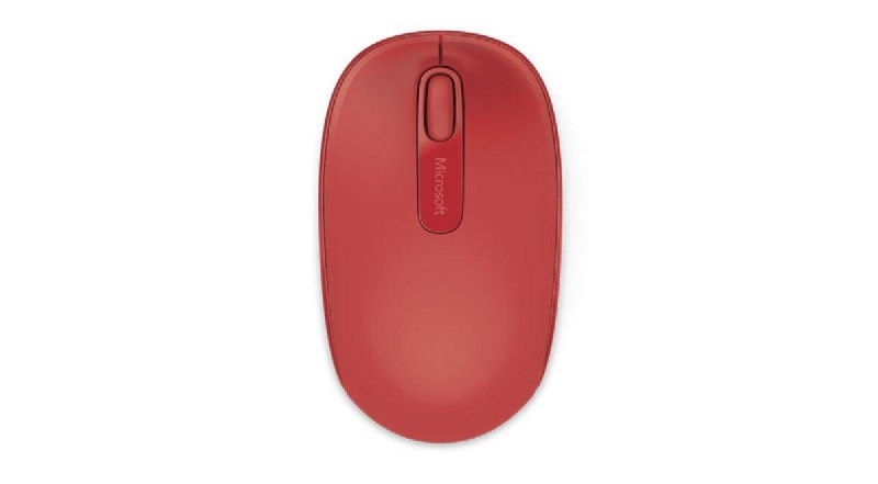 Ratón Microsoft rojo. Es simple y tiene una rueda de desplazamiento.