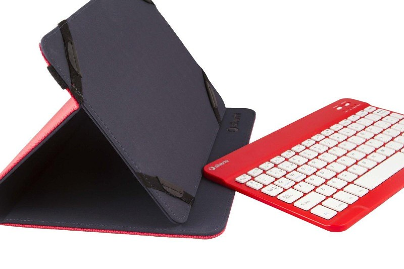 Funda para tableta y teclado rojo. La funda es de color gris oscuro. El teclado tiene teclas blancas.
