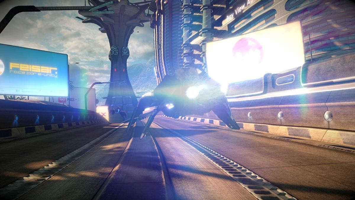 PS4 Wipeout: Omega Collection + Caja retro PS4