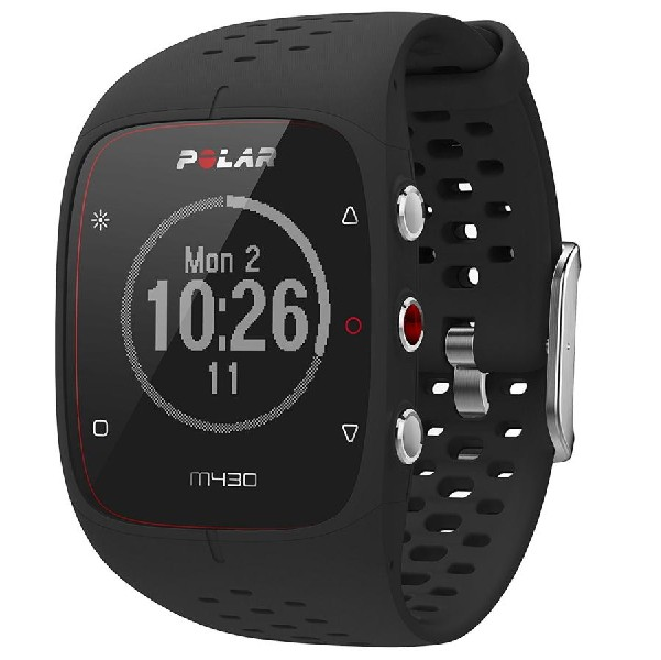 Reloj inteligente Polar M430 negro. Tiene una pantalla y botones. La correa es negra.