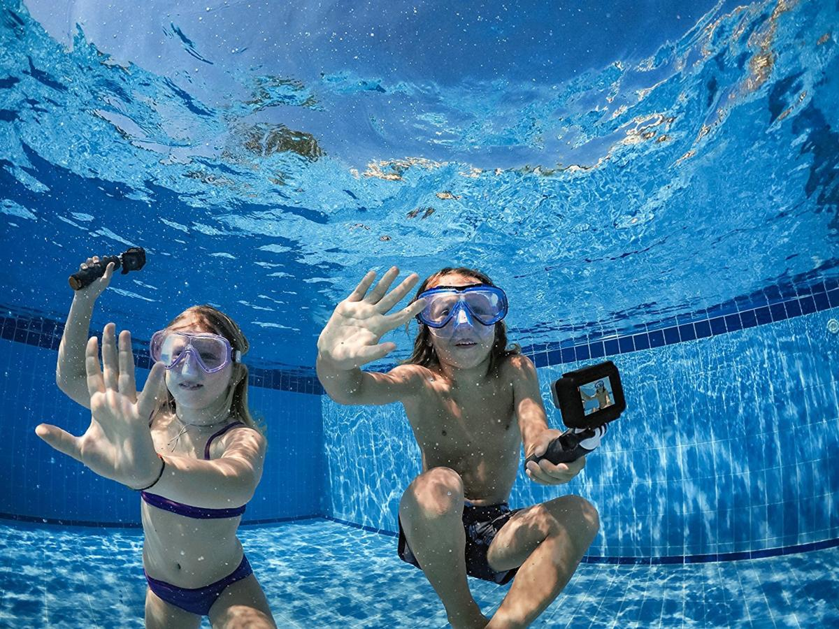 Cámara deportiva - GoPro HERO5, Vídeo 4K, 12 MP, Sumergible, RAW, Wi-Fi, Bluetooth, Negro