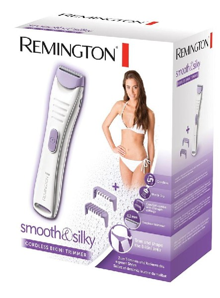 Caja de la recortadora de bikini Remington smooth & silky. Una mujer en bikini está en la caja. Se muestran la recortadora y los accesorios.