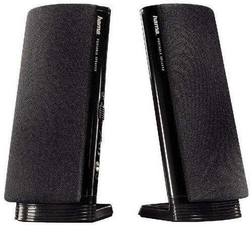 Dos altavoces negros con diseño curvo, el izquierdo tiene controles laterales.