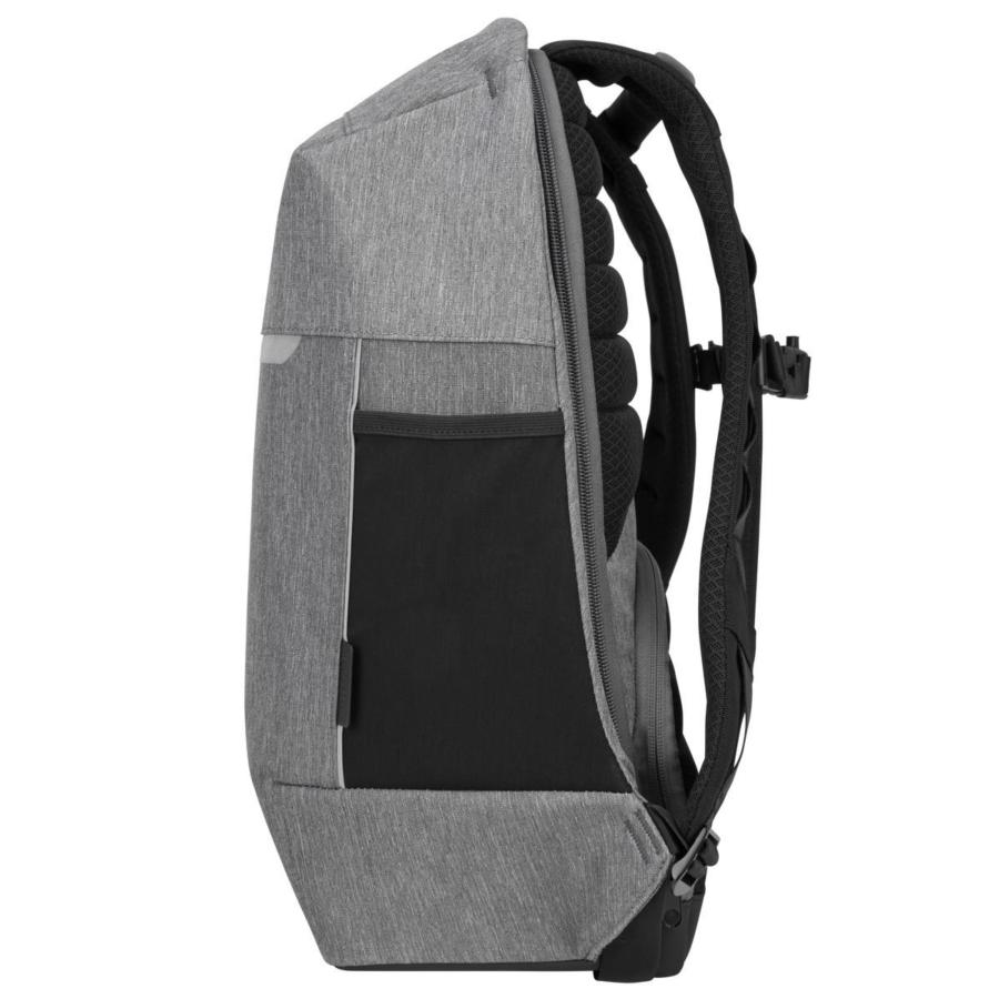 Mochila gris de perfil, con un bolsillo negro y correas negras. Con cremallera.