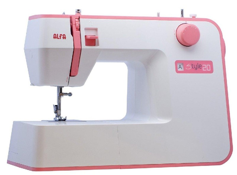 Máquina de coser Alfa blanca y rosa con aguja e hilo, aislada sobre fondo blanco.