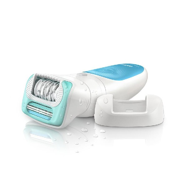 Una afeitadora eléctrica con cuerpo blanco y detalles azules.
