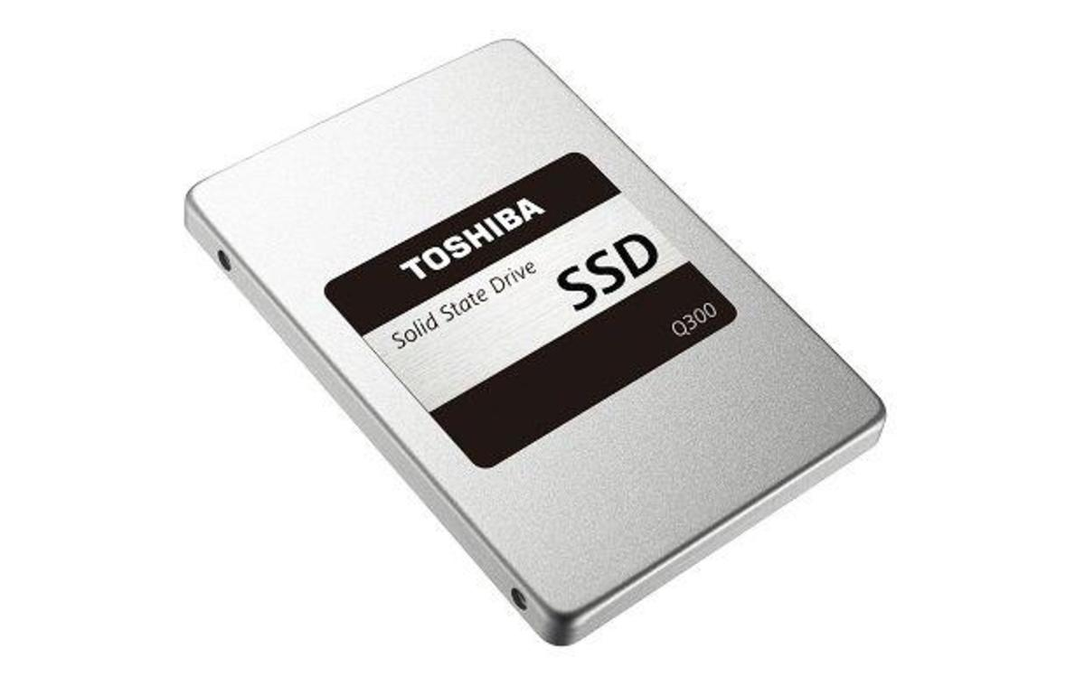 Disco duro SSD de 240 GB - Toshiba SSD Q300 240GB, 2.5 pulgadas