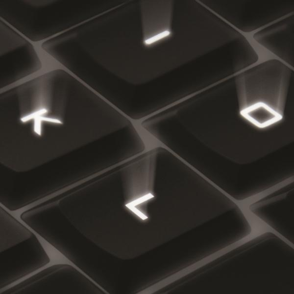 Teclado - Logitech Illuminated Keyboard retroiluminado, ultrafino