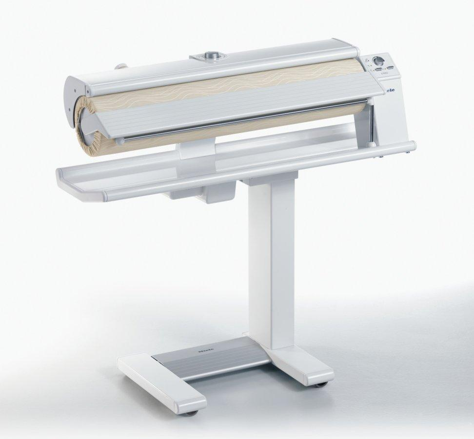 Planchadora - Miele B995D Rodillo 83cm, Función vapor, Manejo seguro, Diseño robusto y estable