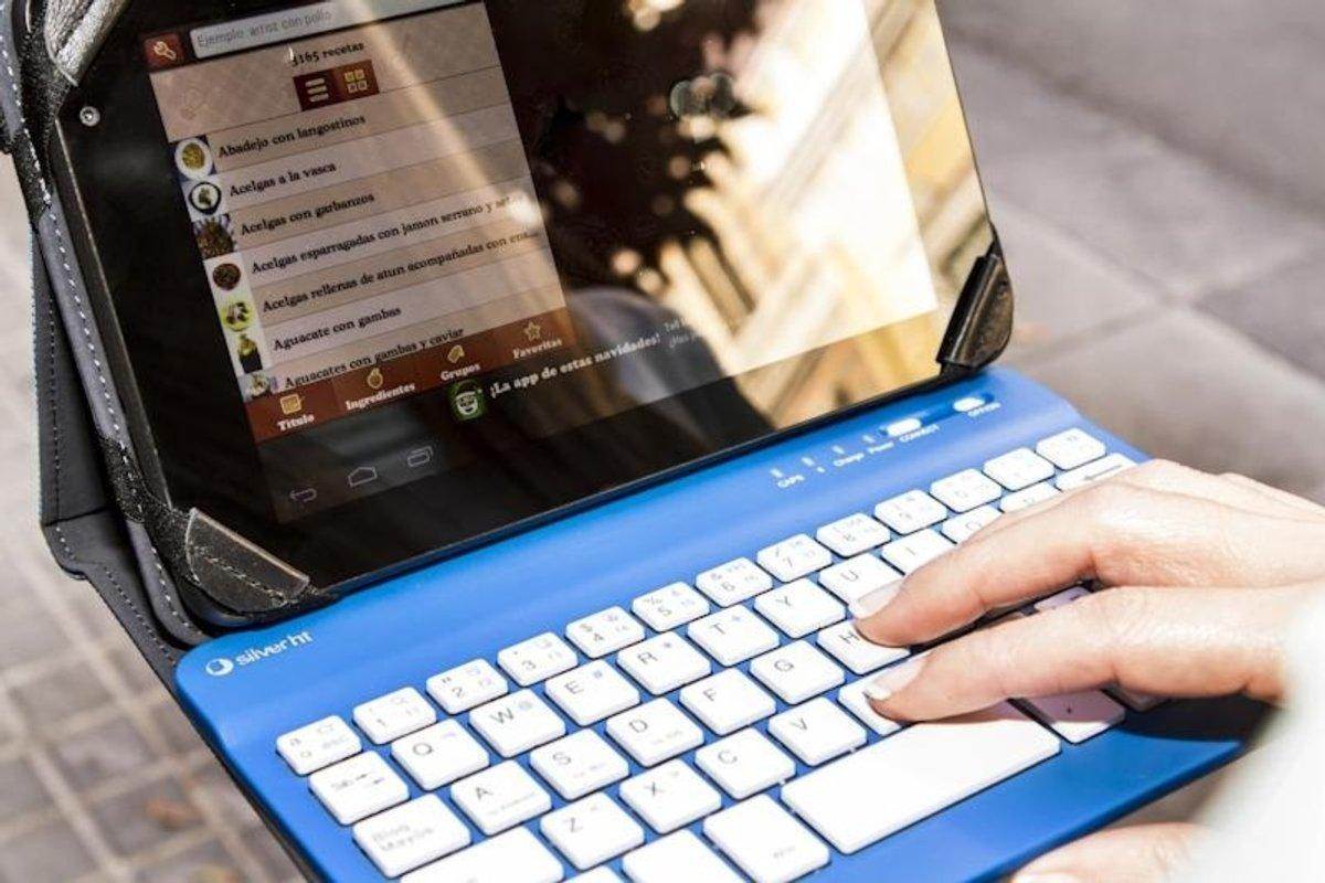 Funda con teclado para Tablet de 7" - Silver HT Gripcase Bluetooth