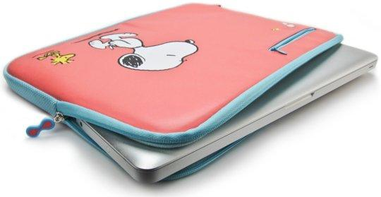 Funda para Macbook de 13,3" - iLuv Serie Snoopy, con cierre de cremallera y bolsillo exterior