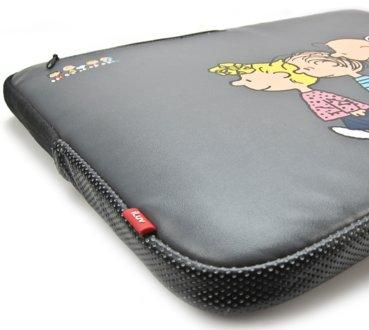 Funda para Macbook de 13,3" - iLuv Serie Snoopy, con cierre de cremallera y bolsillo exterior