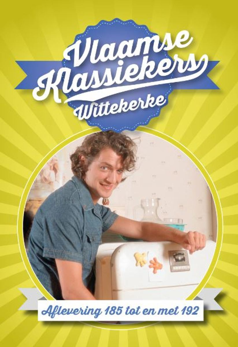 Couverture de DVD avec un homme souriant. Le titre est en flamand. Il y a un réfrigérateur en arrière-plan.