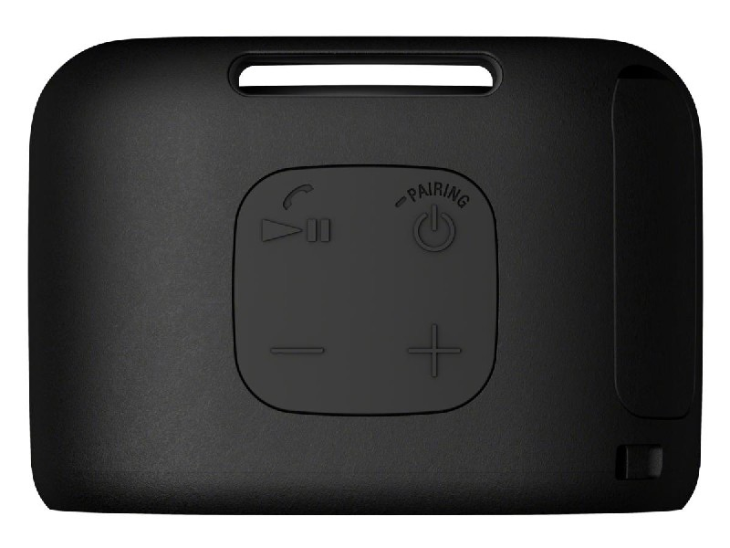 Altavoz cuadrado negro con botones y asa. Los botones incluyen reproducir/pausar, volumen y encendido.