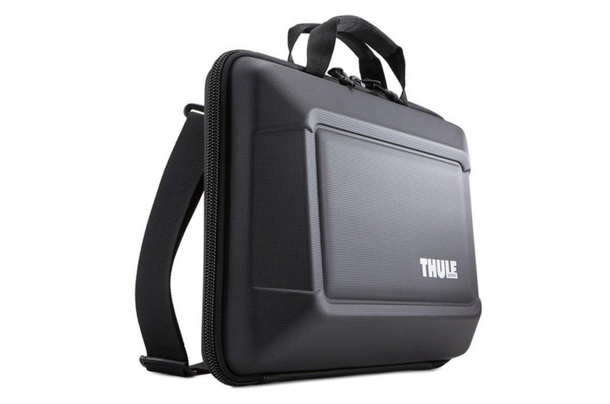 Maletín Thule TGAE2254 - TH GAUNT. 3.0 Negro, Para MacBook Pro 15"