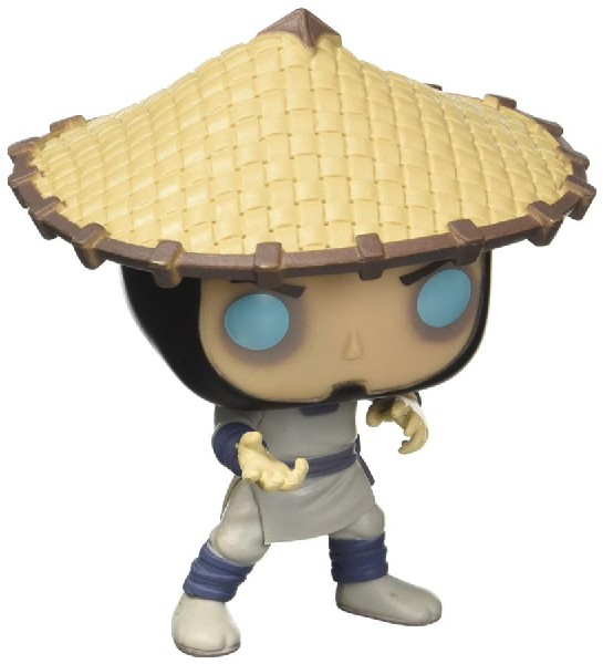 Una figura Funko Pop de un personaje con sombrero de paja y atuendo de artes marciales.