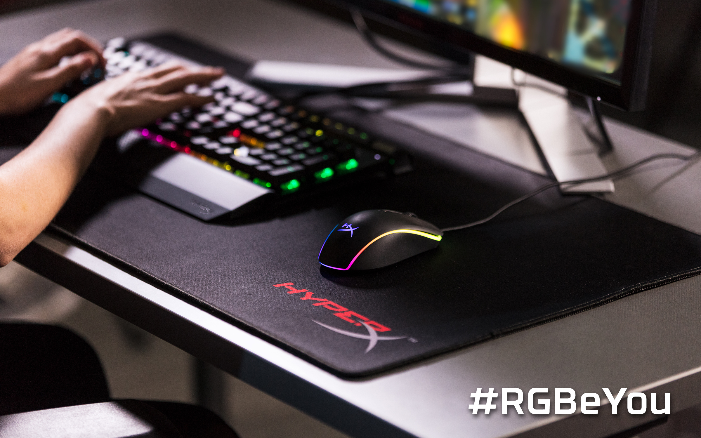 HYPERX Alloy Elite RGB-MX, Gaming Tastatur, Mechanisch, Cherry MX Blue, kabelgebunden, Schwarz