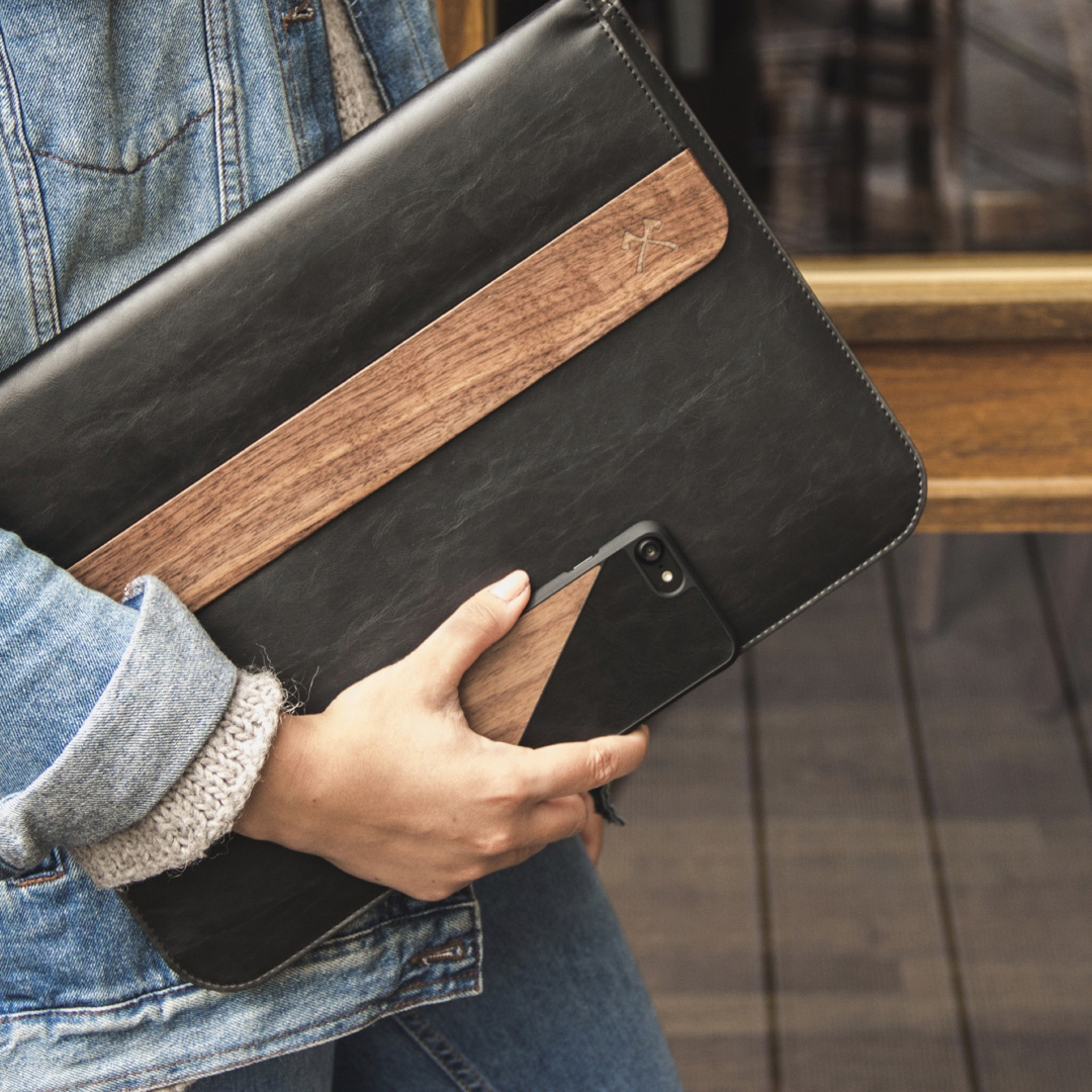 WOODCESSORIES Ecosplit, Backcover, Apple, iPhone XS Max, Braun/Schwarz