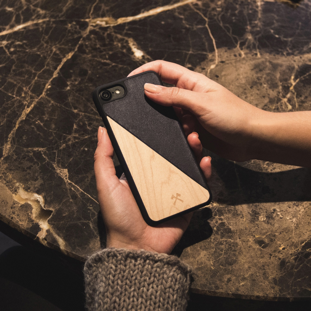 WOODCESSORIES Ecosplit, Backcover, Apple, iPhone XS Max, Braun/Schwarz